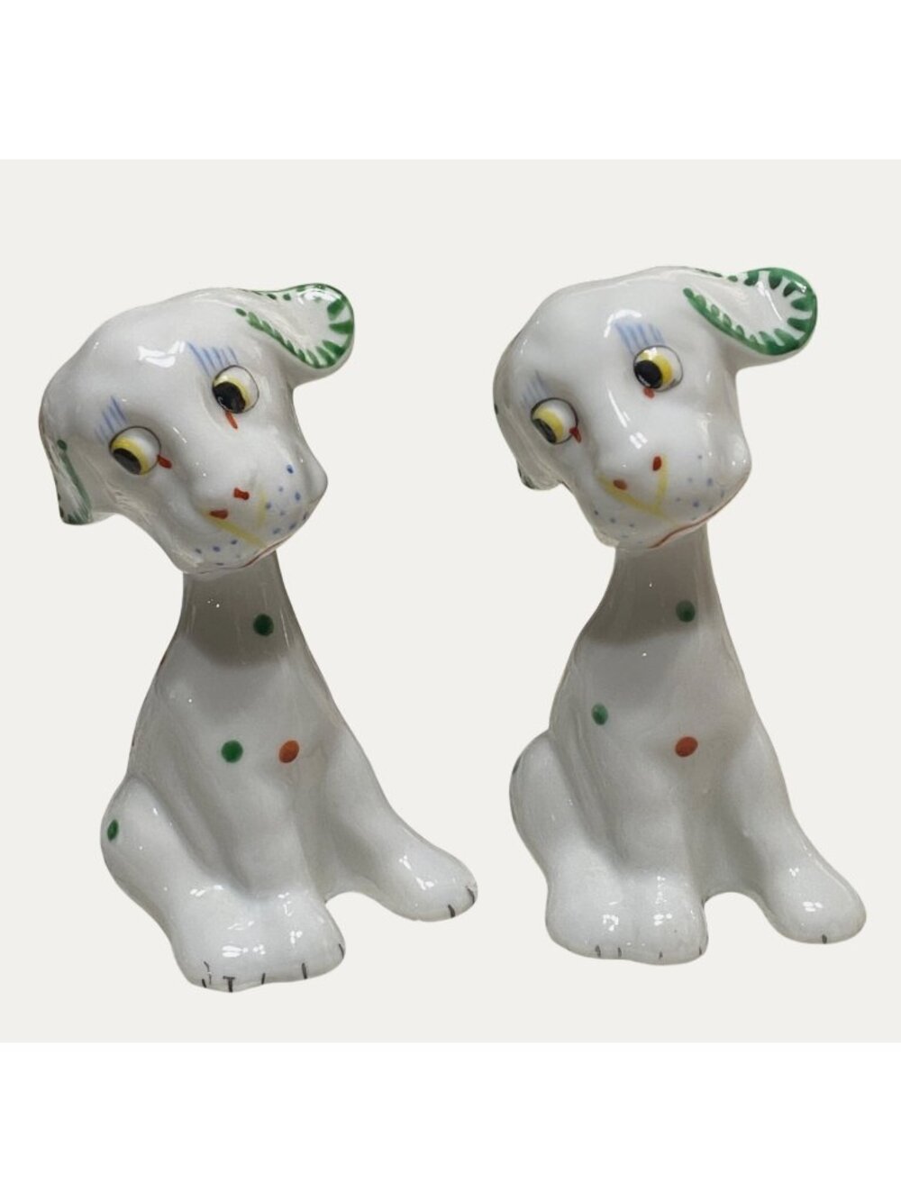 Vintage Mid-Century Flirting Dog Salt & Pepper Shakers Japan Anthropomorphic